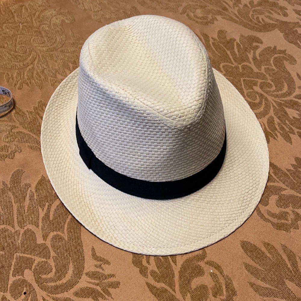 New hat by old navy
